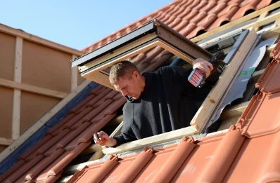 Pose de fenêtres de toit Velux à Érone